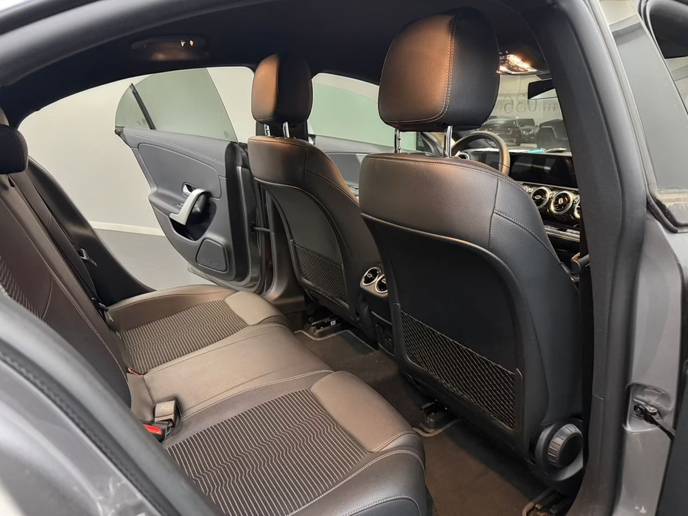 Mercedes-Benz CLA 180 Coupe Urban