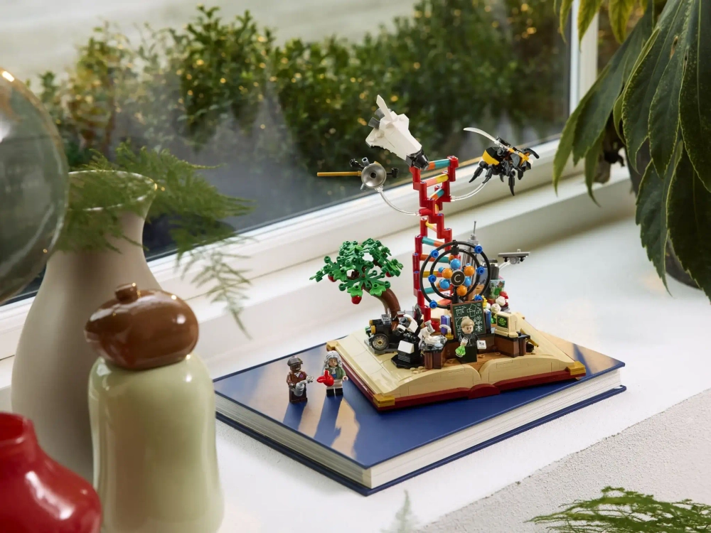 Конструктор LEGO Ideas 21355 Эволюция STEM