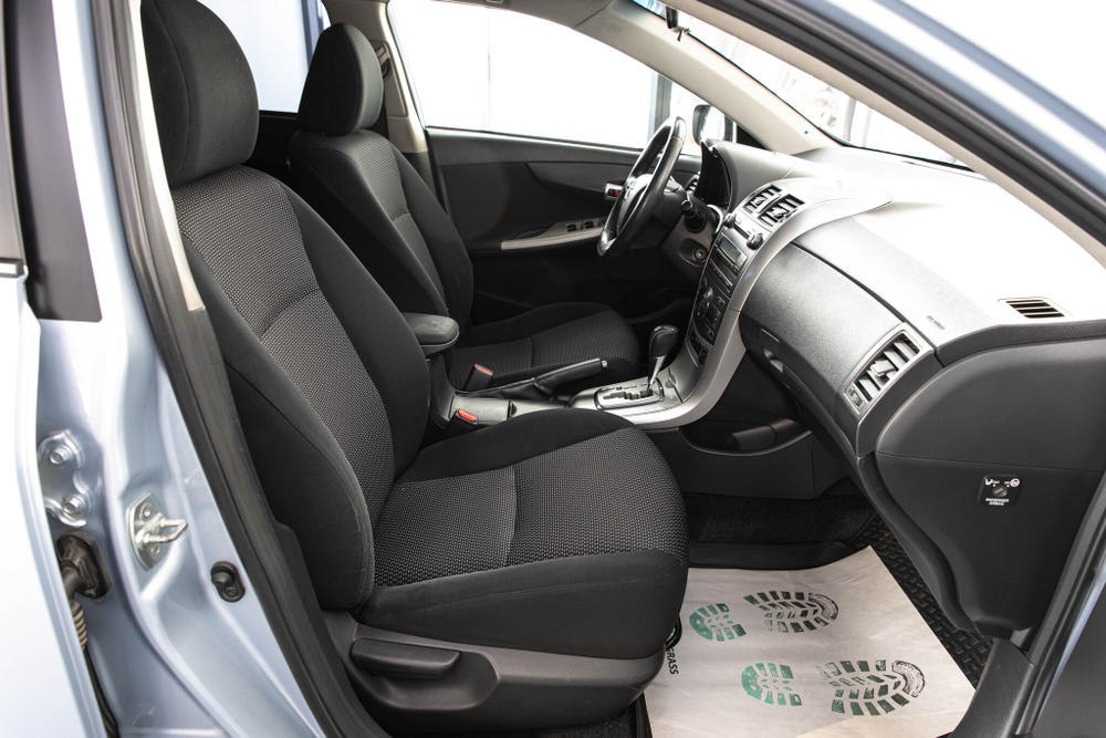 Toyota Corolla, 2011 год