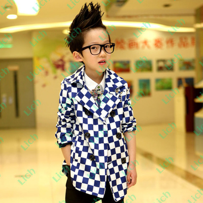 Плащ детский двубортный в клетку с карманами на молнии