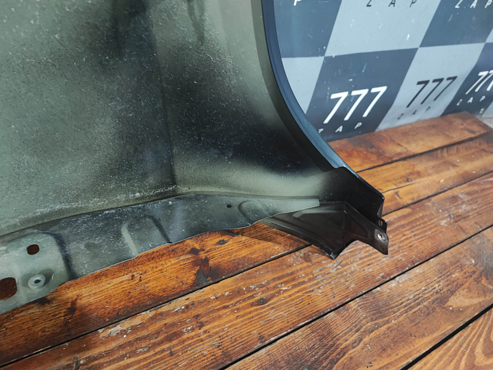 Крыло переднее правое Mercedes GLC (X253) 15-нв Б/У Оригинал A2538810201