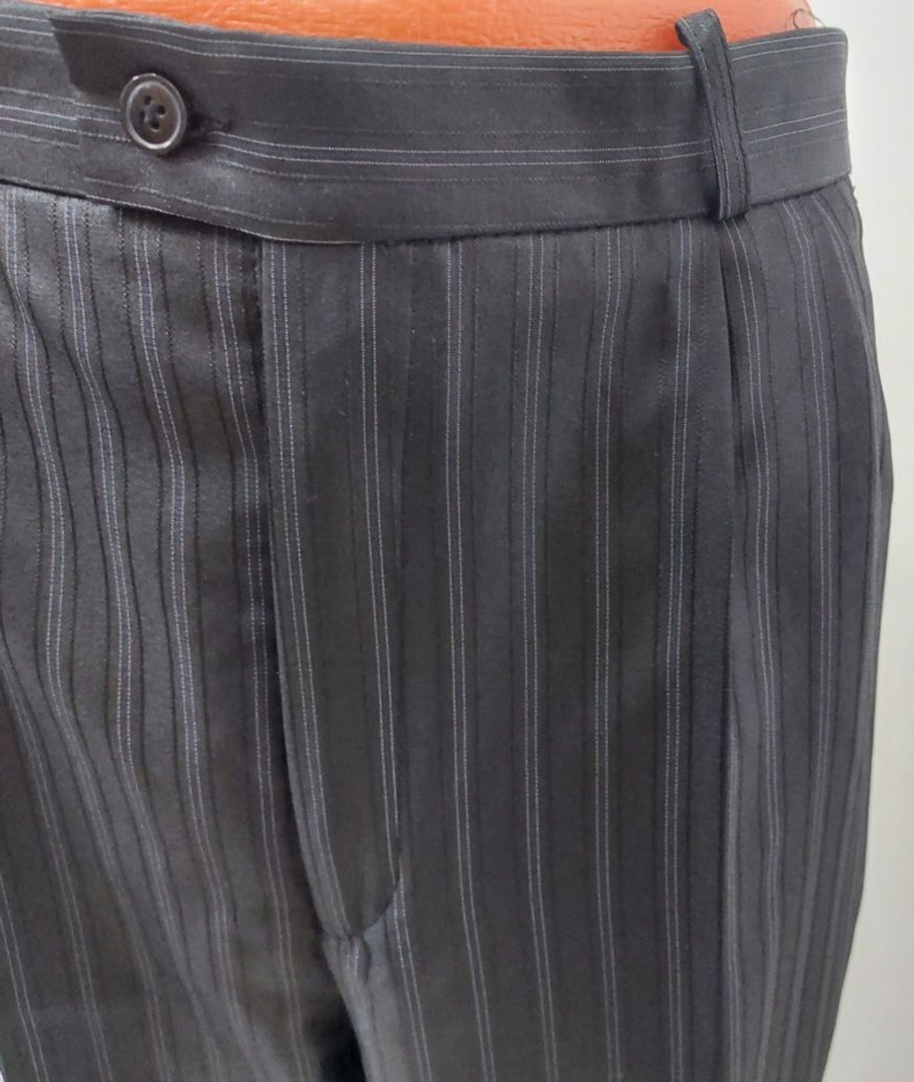 Брюки мужские классические тёмно-синие летние в полоску 52