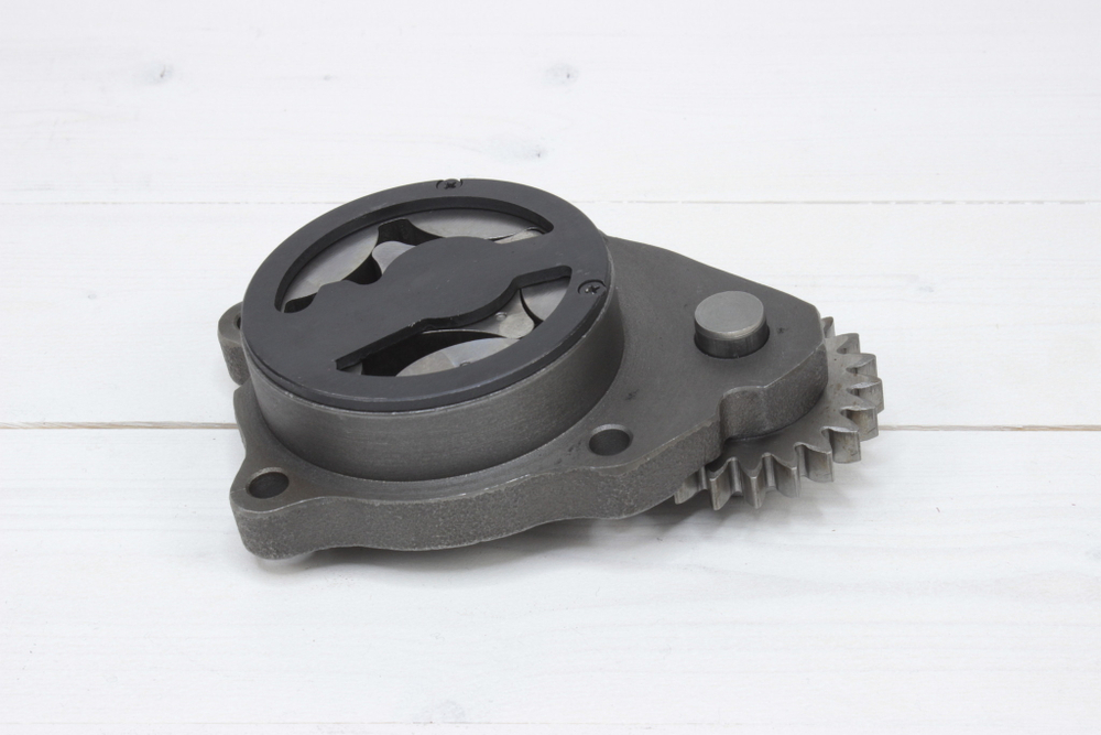 Насос масляный 4ISBe 0092 /3976087,5273937,5313086/