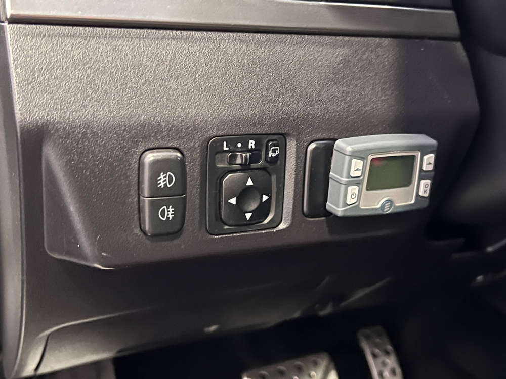 Mitsubishi Pajero, 2012 год