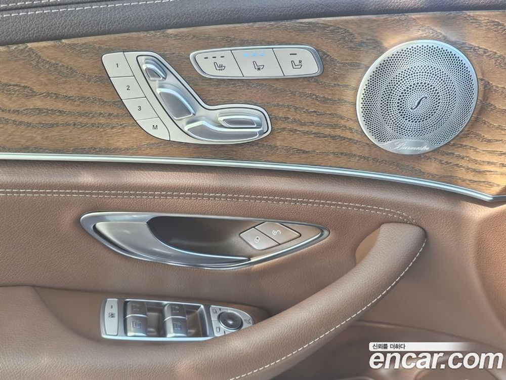 Mercedes-Benz E-Class W213 E300 4MATIC Exclusive (09.2019)
