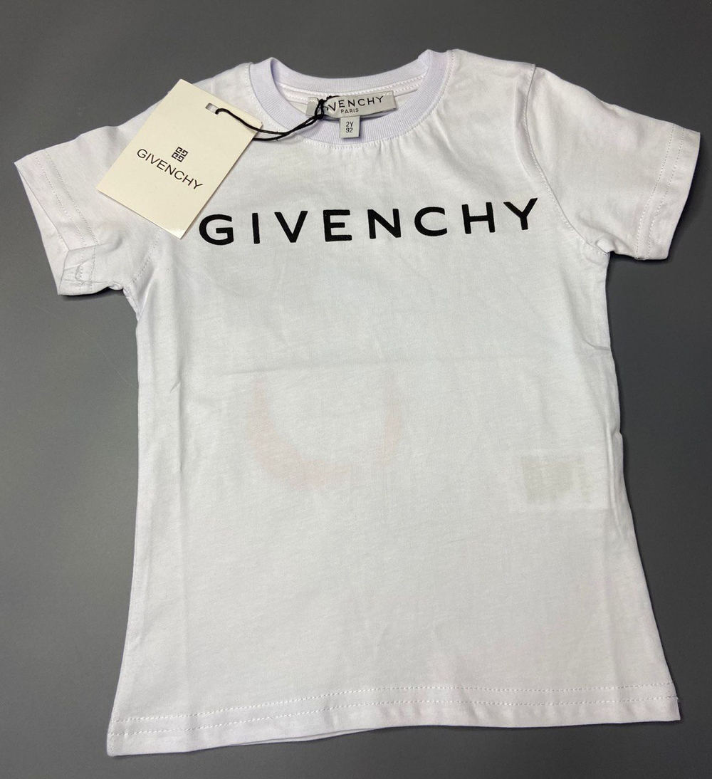 Футболка Givenchy