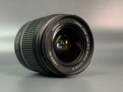 Canon 600D Kit 18-55mm 3.5-5.6 IS STM 24.900 кадров.