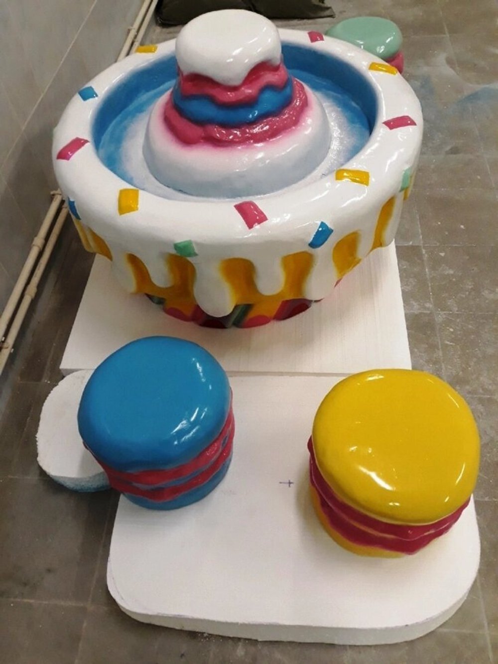 Стол песочница Тортик