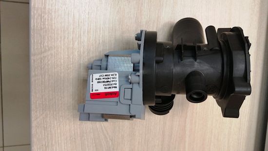 Насос Помпа с улиткой для Ariston Indesit