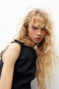 ZARA ТОП С БАСКОЙ И БАНТАМИ, ЧЕРНЫЙ