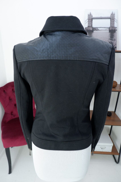 Куртка M. Reason легкая 44 размер