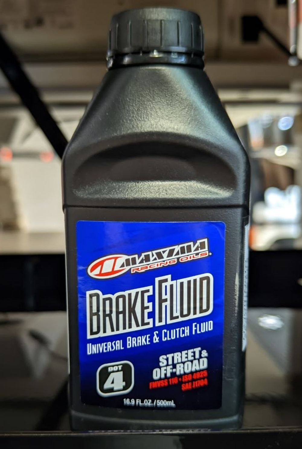 Тормозная жидкость Maxima Racing Oils DOT 4 Standard Brake Fluid 500 мл.