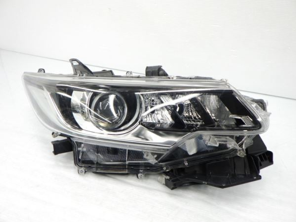 фара правая Toyota Allion NZT260 ZRT265 20-459