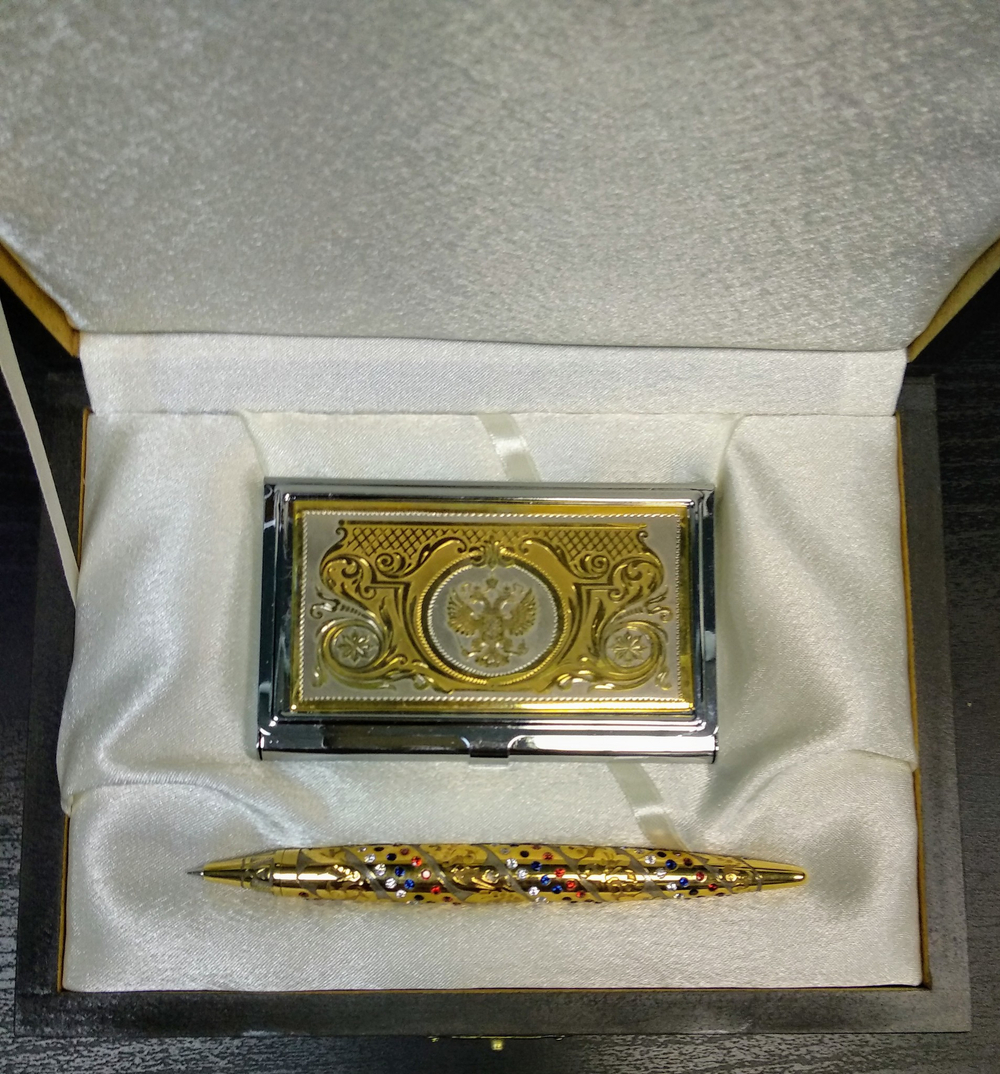 Набор "Герб РФ" №7 визитница (Златоуст), ручка украшенная триколор (Златоуст)