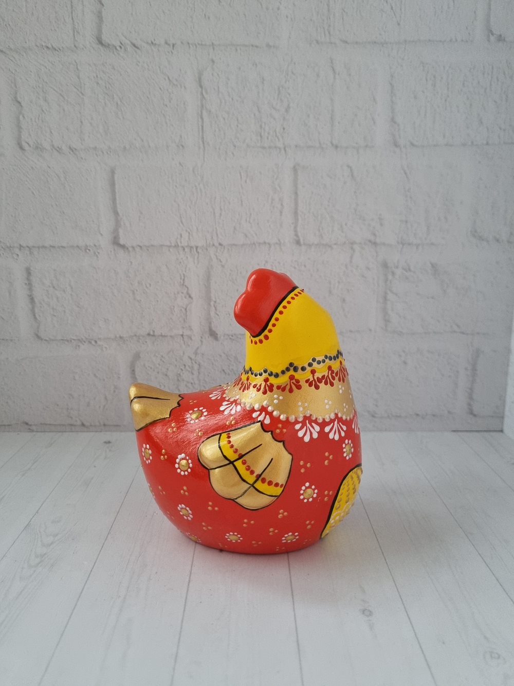 Курочка пасхальеая, фигурка из фарфора