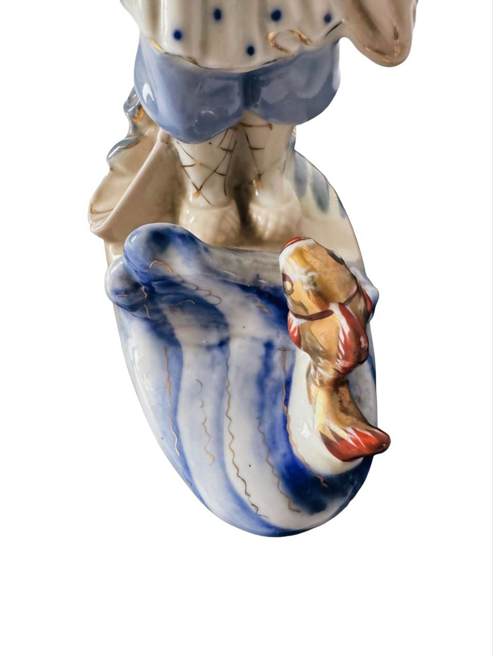 Фарфоровая статуэтка "Старик и золотая рыбка" Гжель