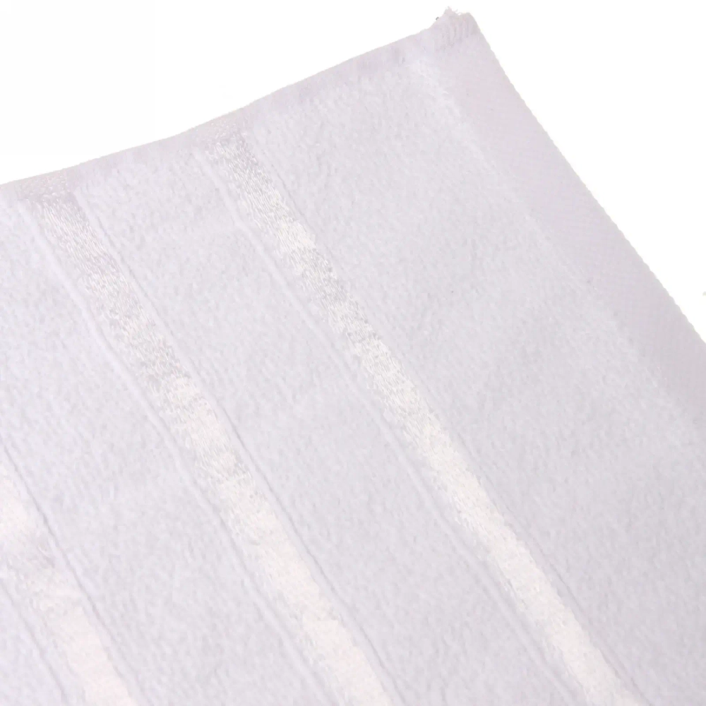 Полотенце махровое 100*150см «LUNA» цвет белый 01000 плотность 360гр/м2 с петелькой-подвесом