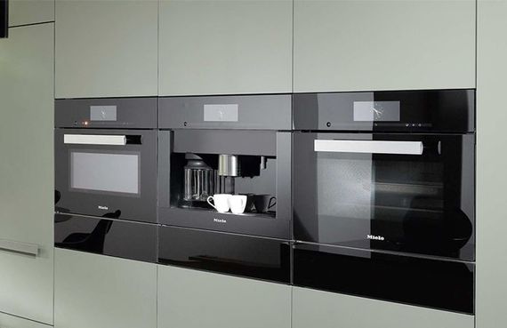 Комби-пароварка Miele DGC6805 OBSW