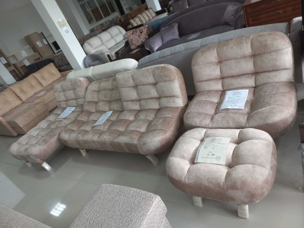 НАБОР МЯГКОЙ МЕБЕЛИ МОДЕРН  ИЗ МАССИВА БУКА ДИВАН+ОТТОМАНКА+КРЕСЛО+ПУФ