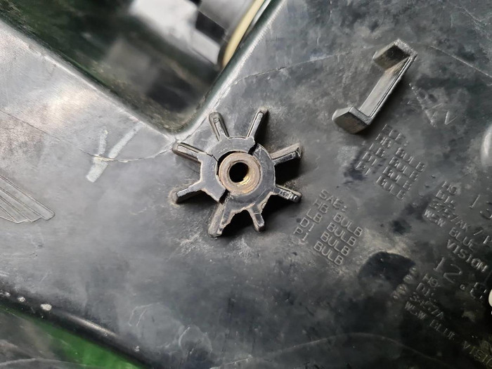 Фара левая Aston Martin DB9 (2003-2013) ксенон