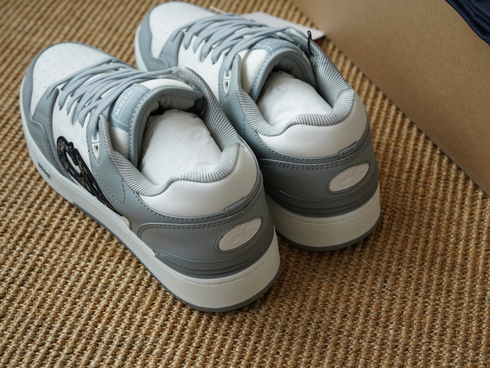 Кроссовки B57 Dribble