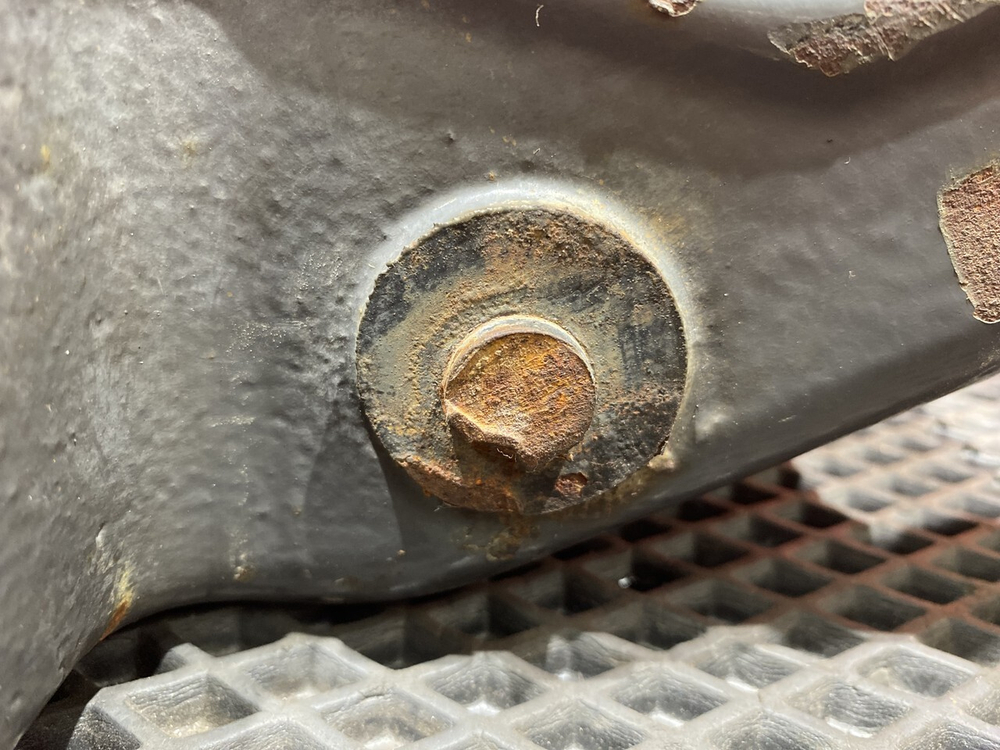 Кронштейн полурессоры передней