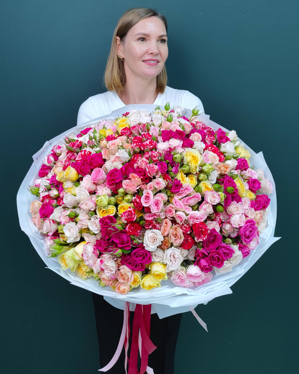 Кустовая роза микс,101шт(00210)