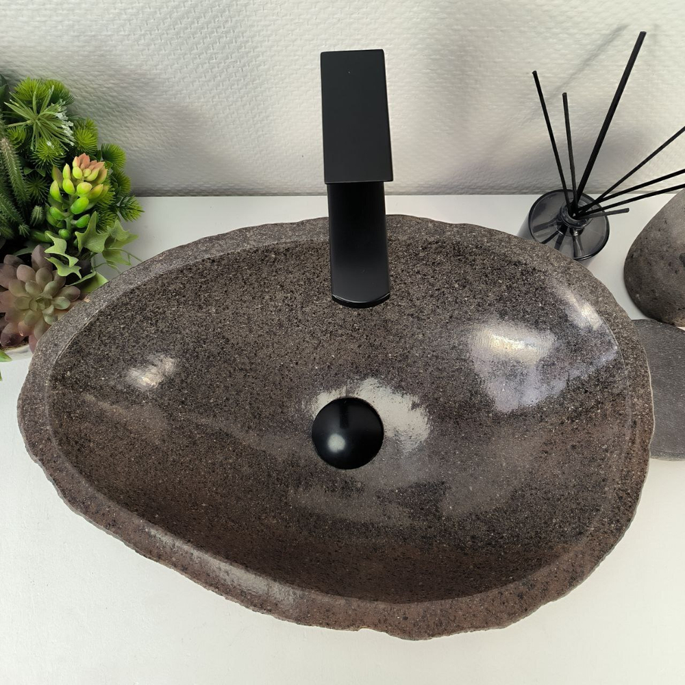 Раковина из речного камня RS-65146 49*33*15 0856