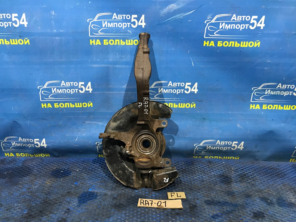 Ступица передняя левая Honda ODYSSEY 2000