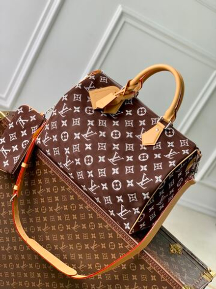 Louis Vuitton Speedy P9 Bandouliere 40