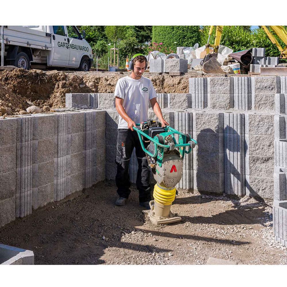 Вибротрамбовка дизельная Ammann ACR 70 D - [83 кг / 16 кН / Yanmar L48AE]