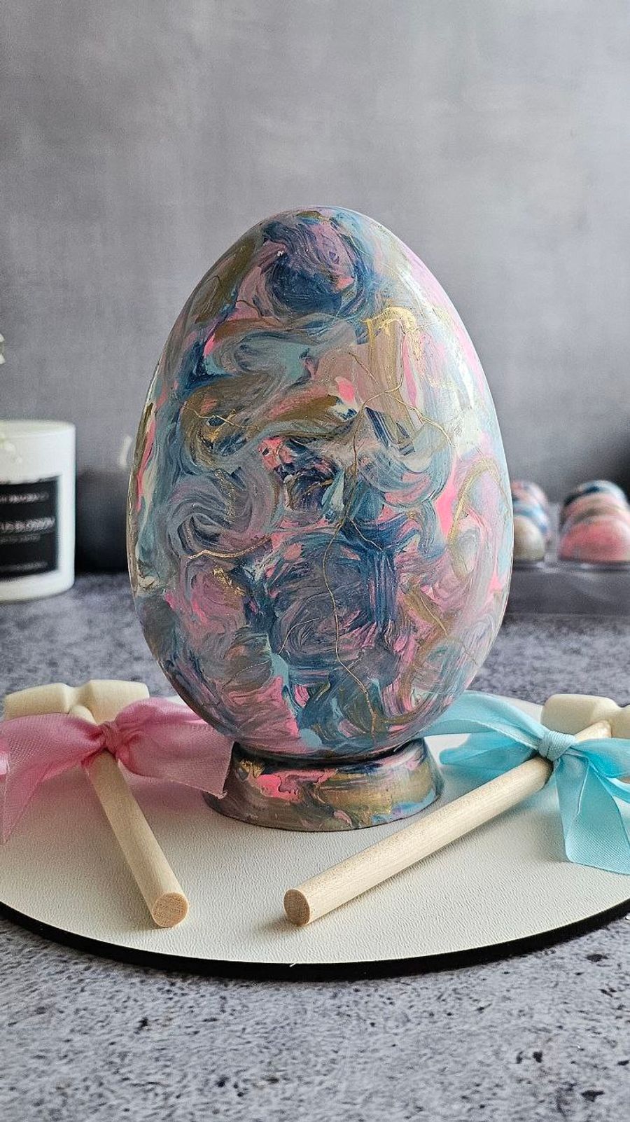 Первые пасхальные шоколадные яйца