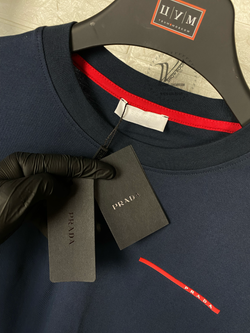 Футболка Prada