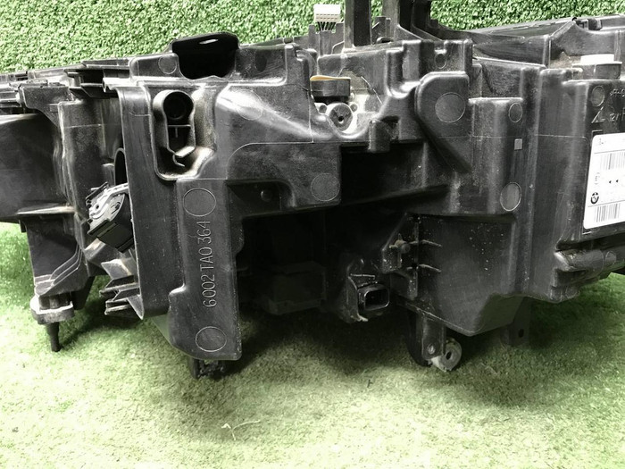 Фара правая BMW X7 G07 (2019-2022) Laser