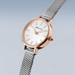 Женские наручные часы Bering 11022-064