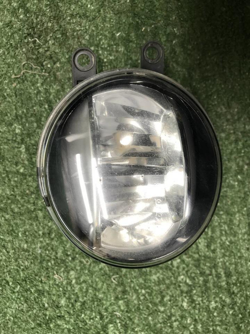 ПТФ левая Toyota Camry XV50 XV70 (2017-2021) LED