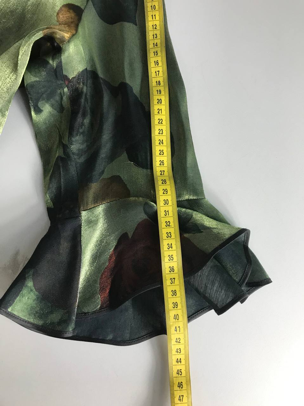 Блузка оригинального дизайн, визуально на 44 размер