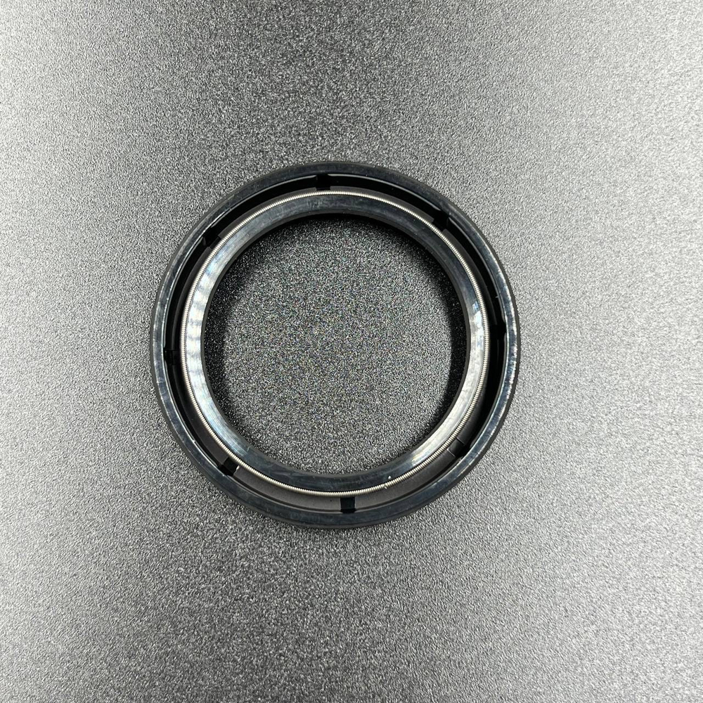 Сальник коленвала (верхний) для MERCURY 200-300 3.0L DFI/EFI (38х72х12) (Kacawa)