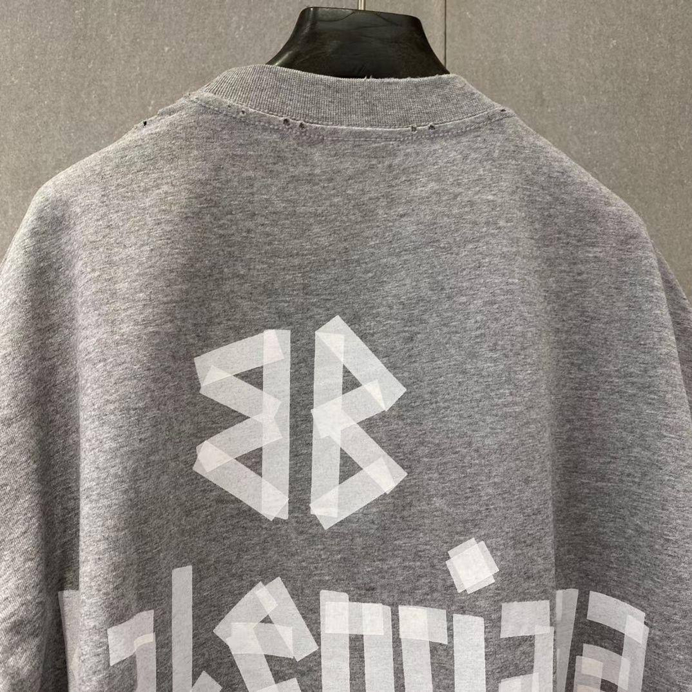 Футболка Balenciaga