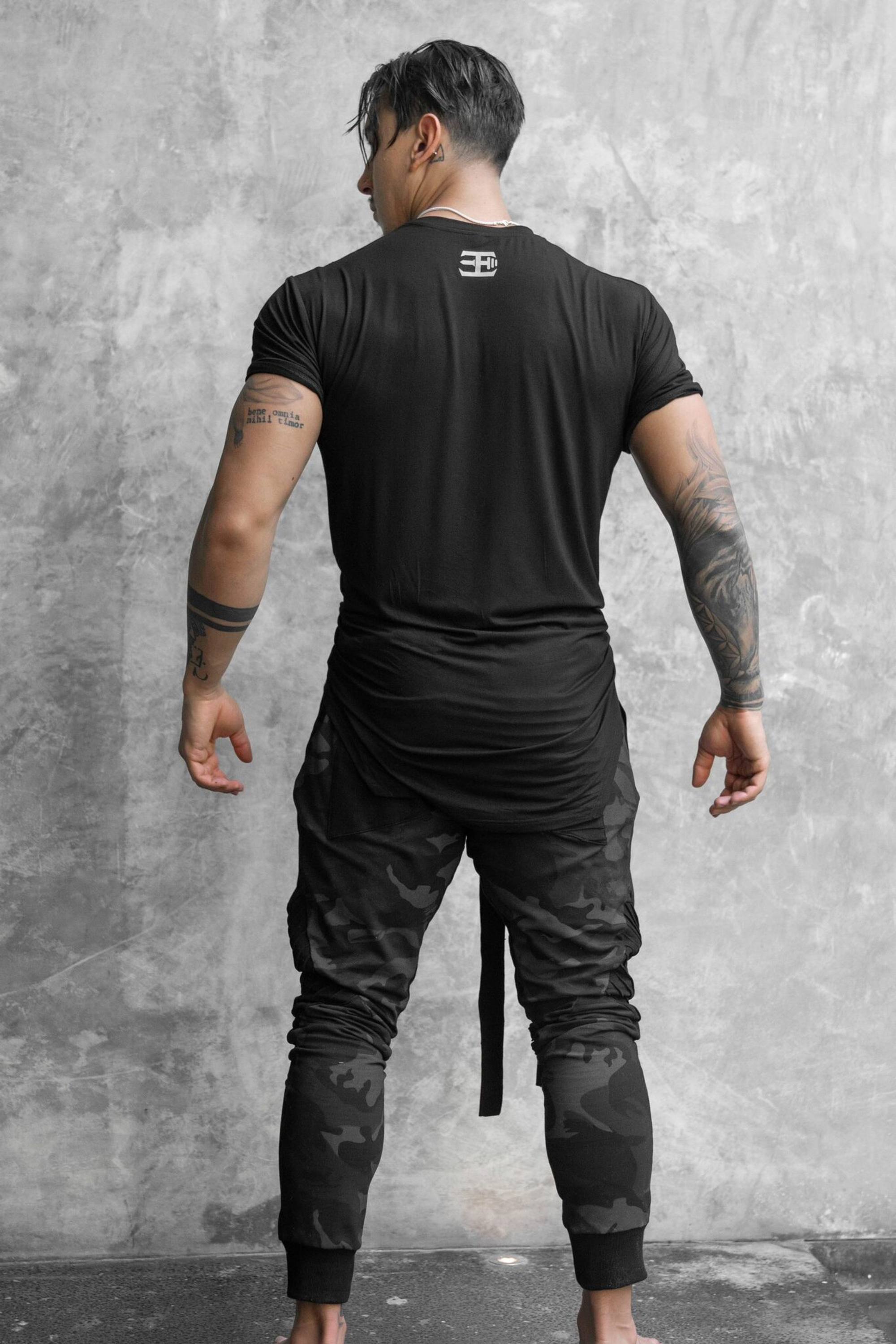 Футболка BODY ENGINEERS Atlantis Asymmetric Shirt Black