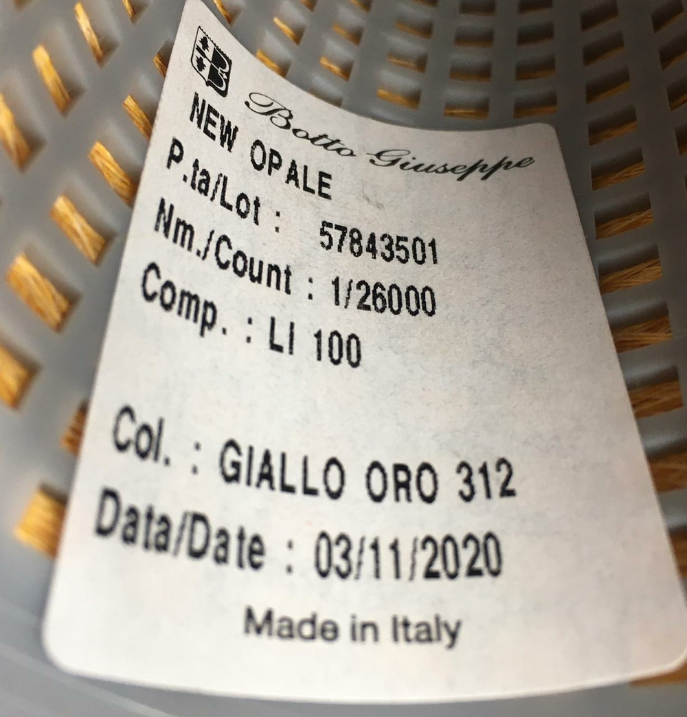 NEW OPALE - Botto Giuseppe; 100% лен; 2600м/100гр; col. GIALLO ORO 312 желтый меланж; Есть мал. бобинка - 16, 191, 245гр.; S711