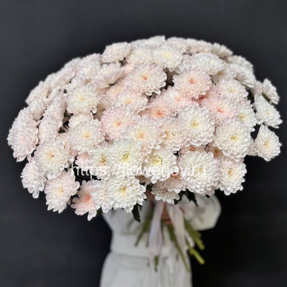 Букет из розовой хризантемы