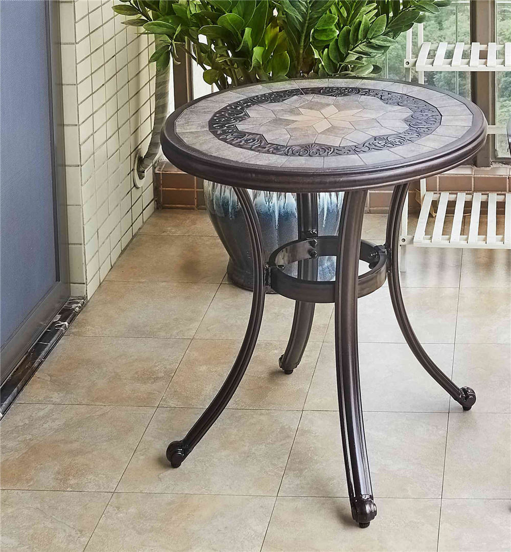 Набор мебели из литого алюминия стол с керамикой «АНТИК» (ANTIQUE) д.60см арт.6152 и два стула «НЬЮ ЙОРК» арт.6026-2