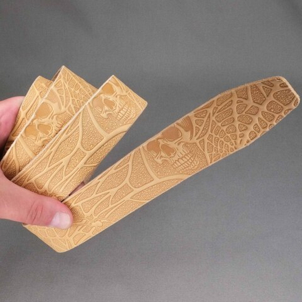 Ременная заготовка с тиснением «Черепа с паутиной» неокрашенная