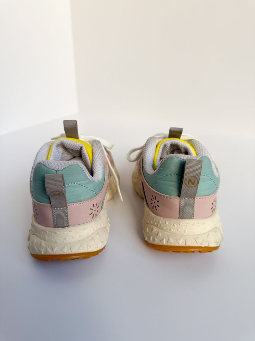 Комбинированные кроссовки Flower Mountain for Natuiino, 31