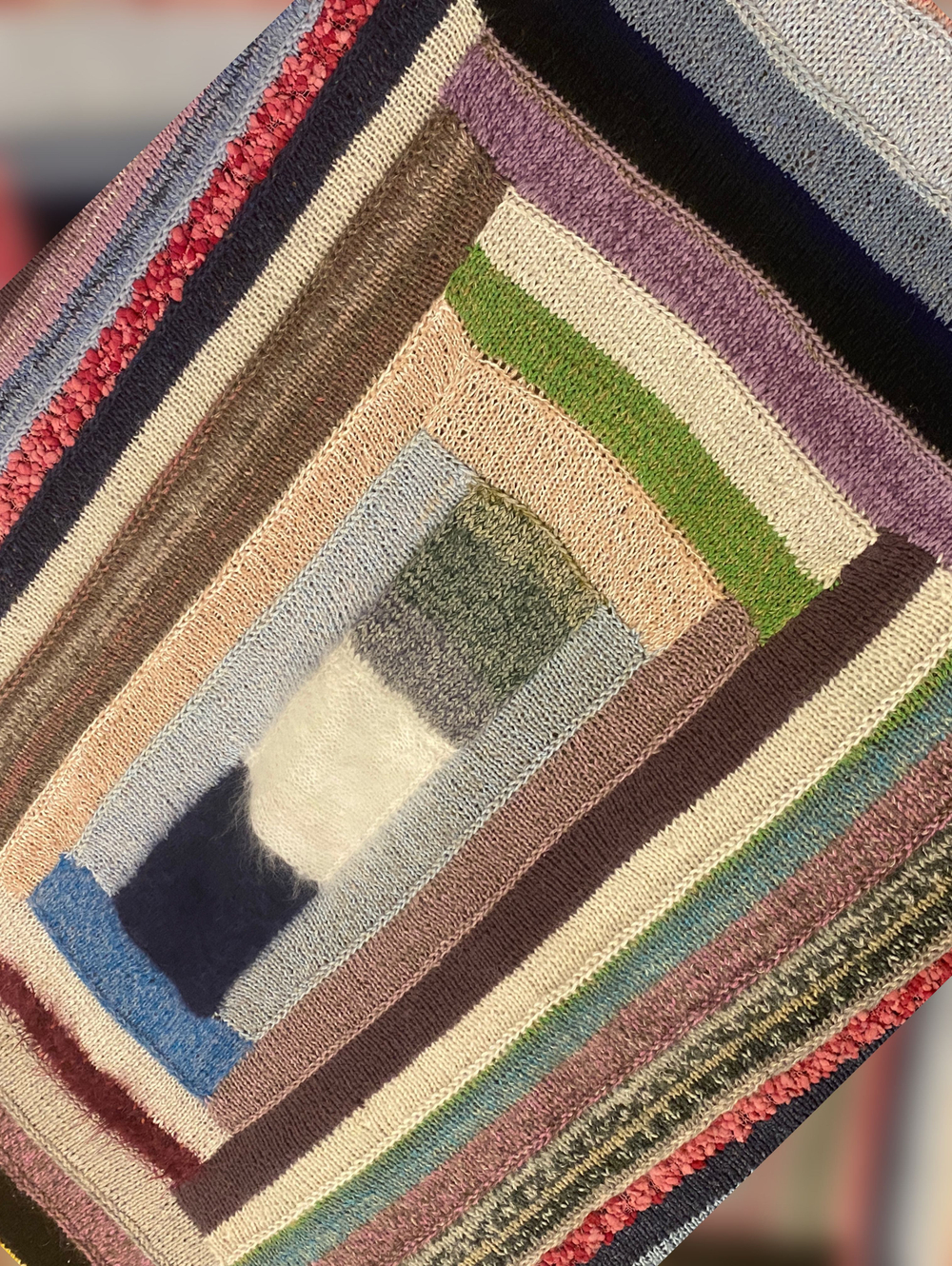 Плед ручной работы (пряжа Италия /кашемир,меринос, ангора, шелк, альпака, мохер. верблюд) р-р 120х170 см вес 900г