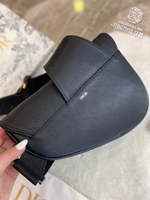 Сумка через плечо Christian Dior Saddle