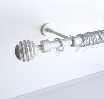 Карниз кованый витой для штор "Шар скан" d20 мм однорядный, цвет белое золото