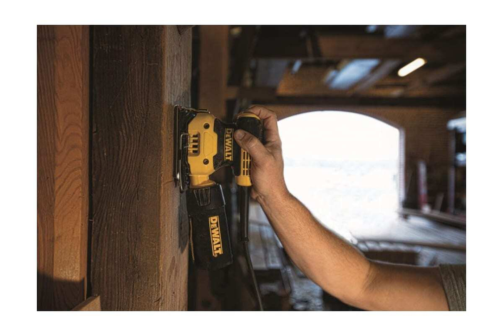 Вибрационная шлифмашина DEWALT DWE6411