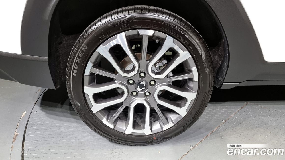 KG Mobility (Ssangyong) Torres Бензин 1.5 2WD (11.2023)